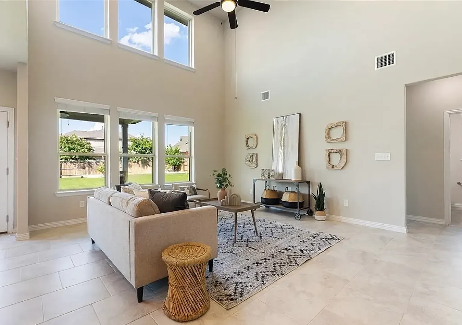 Charming Round Rock Home in a Welcoming Community with Modern Comforts — Photo 2