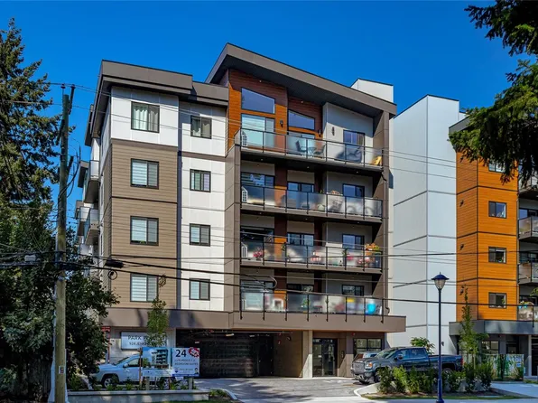 924 Jenkins Ave #304, Langford, BC V9B 2N7
