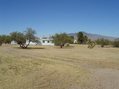1st image of 3220 E Solado Pl