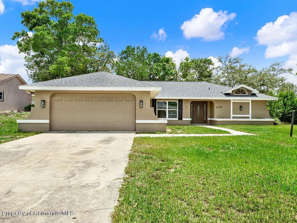 1st image of 12186 Lamont Dr