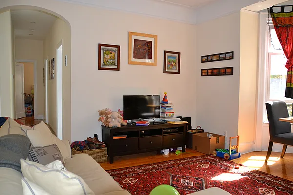 Rented by Oak Tree LLC | media 15