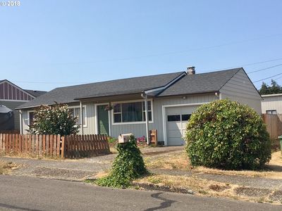 1720 Hayes St, North Bend, OR, 97459