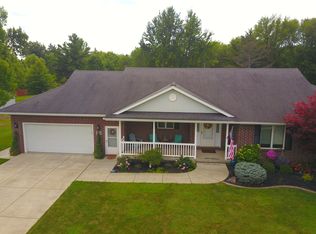 273 Pinewood Dr, Buffalo, NY 14224