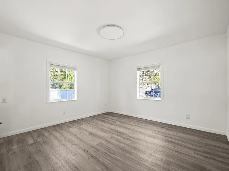 1516 Jefferson St — Photo 16