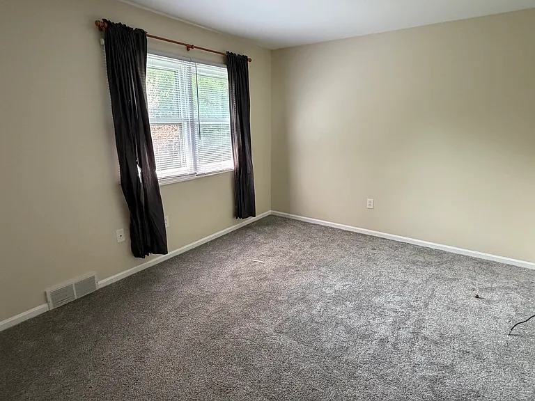 907 Allenview Dr — Photo 15