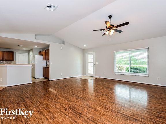 3rd image of 4349 NW 35th Pl