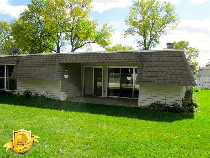 1st image of 1500 Country Club Dr Unit 4