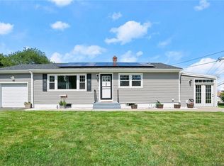 3 Nacca Rd, West Haven, CT 06516