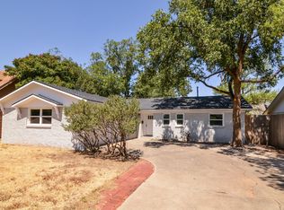 2016 69th St, Lubbock, TX 79412