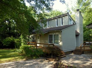 202 Wood Rd, Carbondale, IL 62901