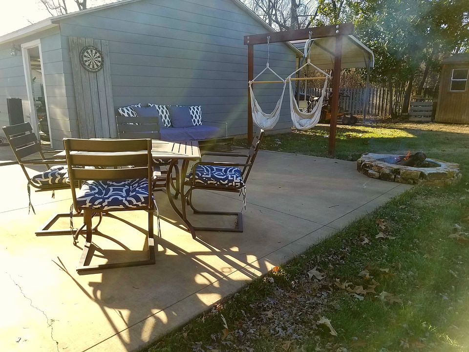 1st image of 3845 Halehaven Dr