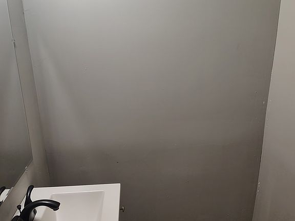 3rd image of 1023 N Florence Ave