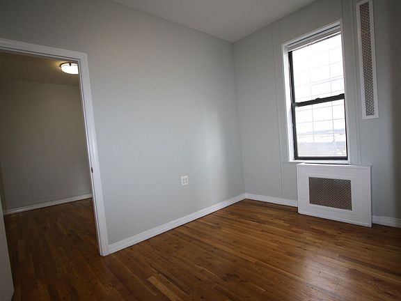 3rd image of 647 4th Ave APT 8