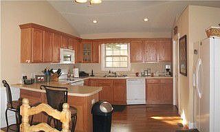 2nd image of 3601 Hickory Hill Dr