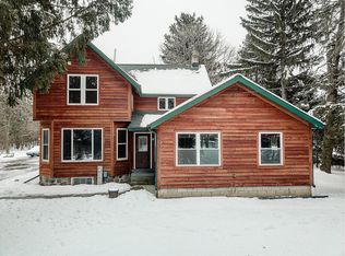 W294N7854 Camp Whitcomb Rd, Hartland, WI 53029