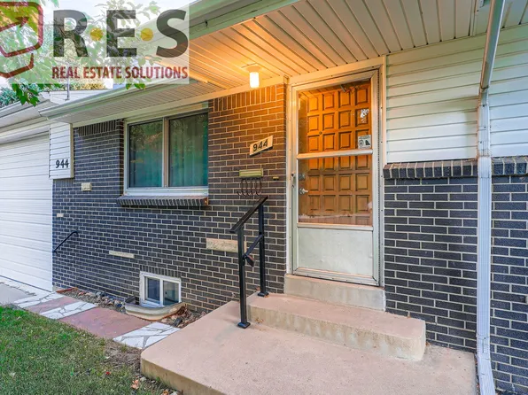 944 S Potomac Ct, Aurora, CO 80012