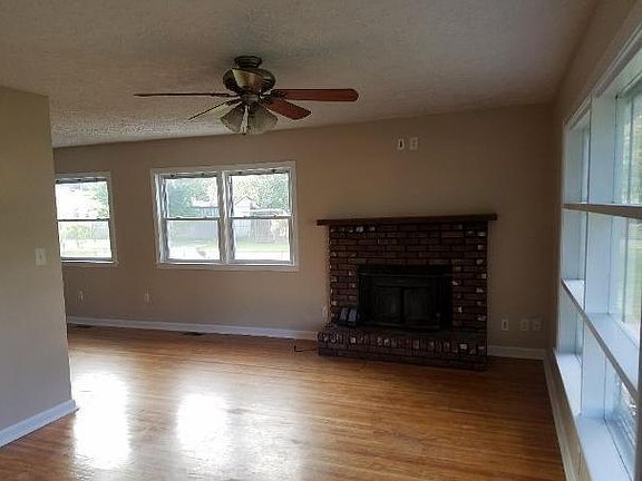 4th image of 10306 Moonlight Way
