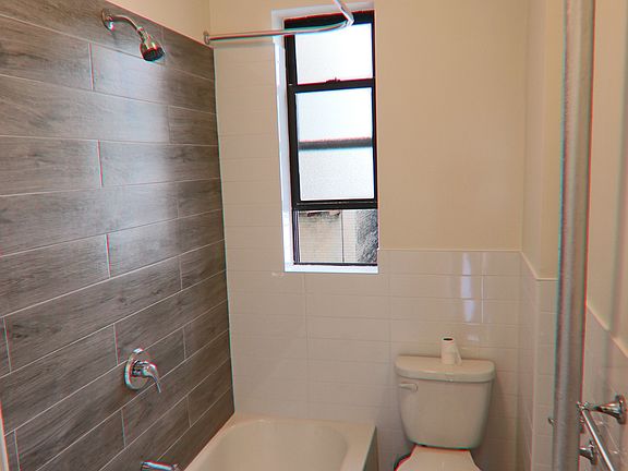 4th image of 49 Seaman Ave APT C3