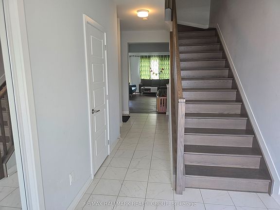3rd image of 646 Fenwick Way