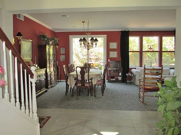 3rd image of 5200 Fredericksburg Way