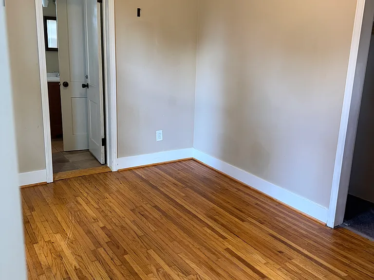 23487 Republic Ave — Photo 5