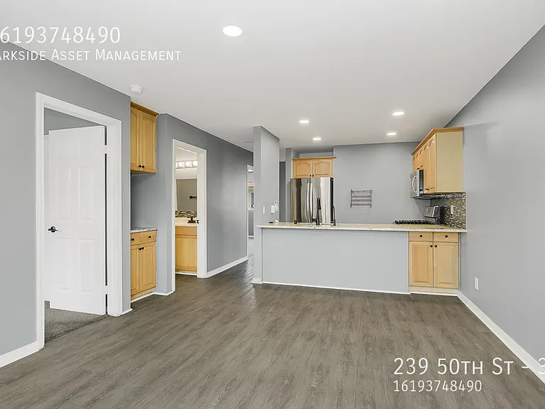 239 50th St #37 — Photo 1