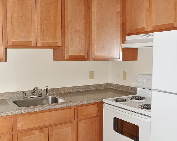 B180 (Keewaydin Pines) — Photo 15