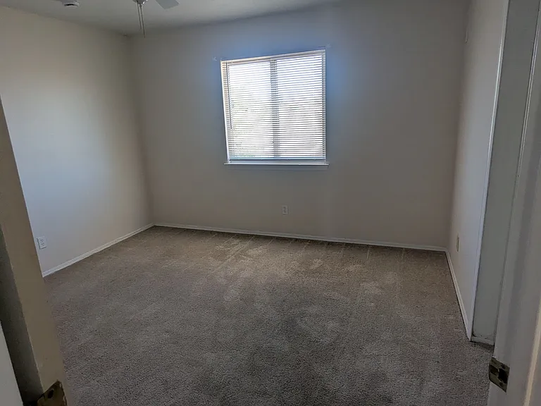 10233 La Paz Dr NW — Photo 13