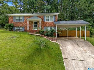 705 Sundale Dr, Birmingham, AL 35235