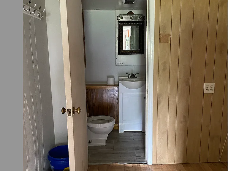 8120 Burdette St — Photo 22