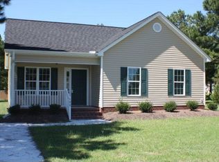 102 Steeplechase Dr, Washington, NC 27889