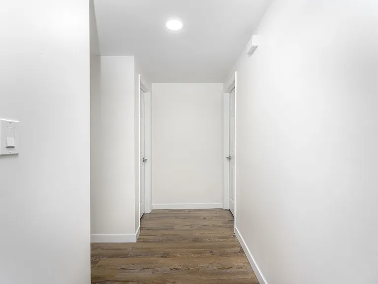 Antone Apartments — Photo 56