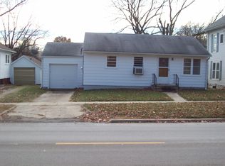 804 E College Ave, Greenville, IL