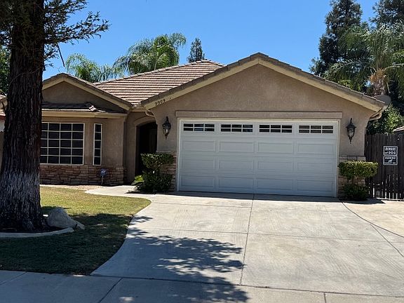 2nd image of 9909 Mona Lisa Ln