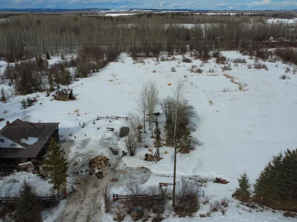 9222 State Highway 16 #X, Rural Yellowhead, AB T0E 2M0