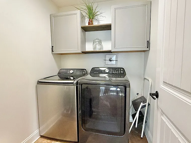 470 Briarcrest Dr NE — Photo 39