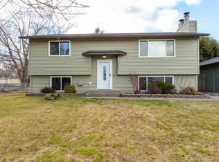 5005 N Farmfield Rd, Newman Lake, WA 99025