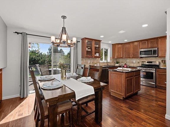 4th image of 4012 E Windsong Ave