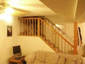 2nd image of 225 1st St