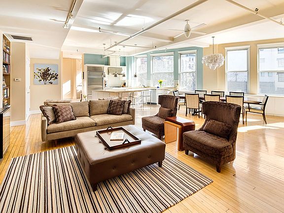 3rd image of 139 Chambers St Floor 3