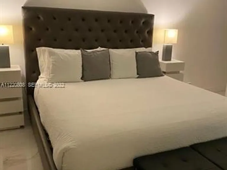 2301 Collins Avenue Cu #1503 — Photo 11