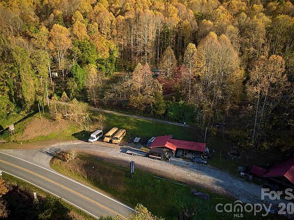 3rd image of 10811 Highway 19 W