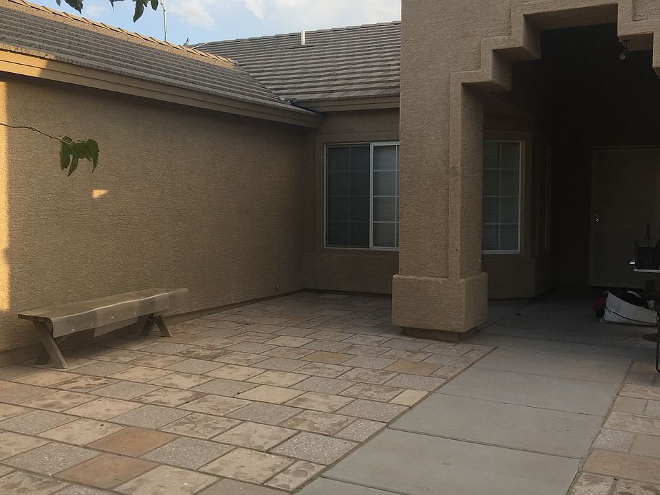 1st image of 10431 W Santiago Dr
