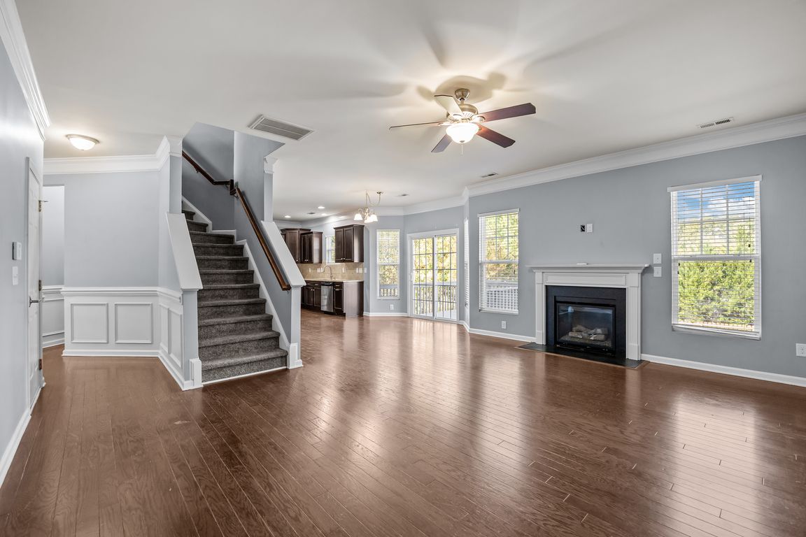 next background image