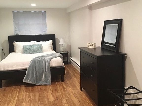 5th image of 695 E 38th St #1