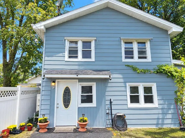 31 McNutt Avenue, Colonie, NY 12205