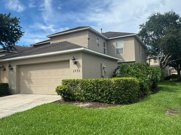 1733 Pointe West Way, Vero Beach, FL 32966