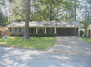 1513 57th Ct, Meridian, MS 39305