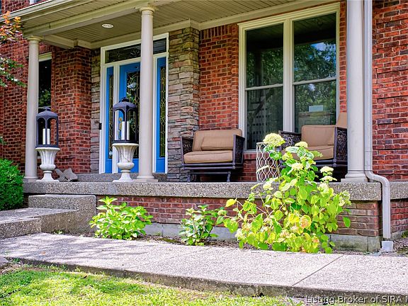 3rd image of 2707 Clearstream Court