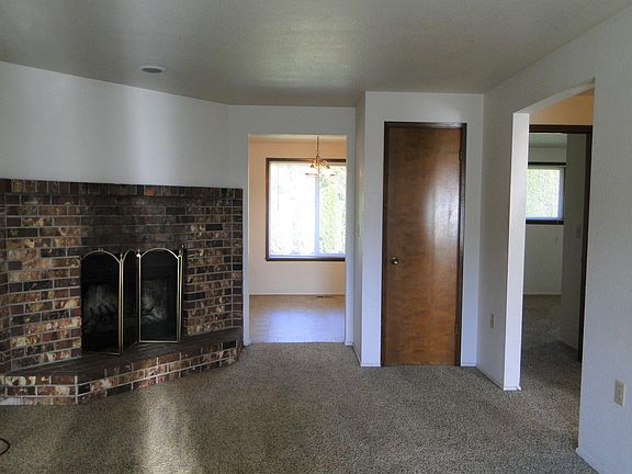 3rd image of 14807 74th Street Ct E